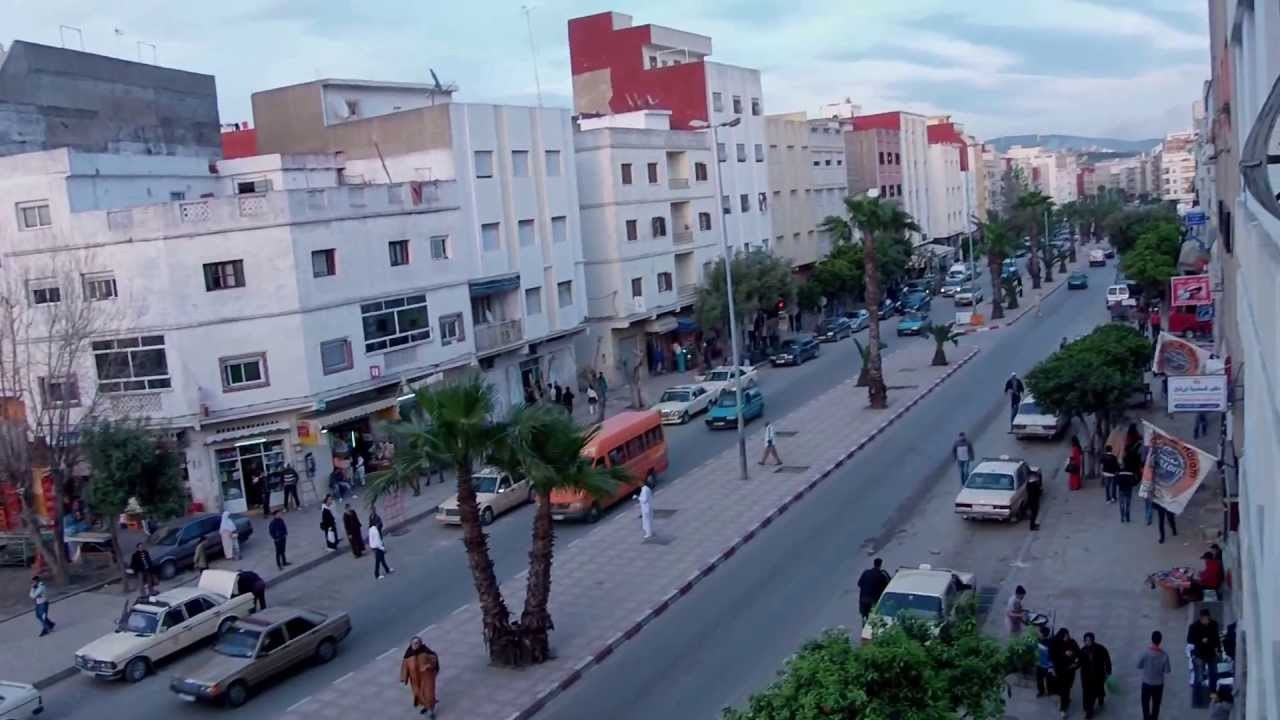 Avenue Moulay Ali Charif à Beni Makada, Tanger, vue de haut